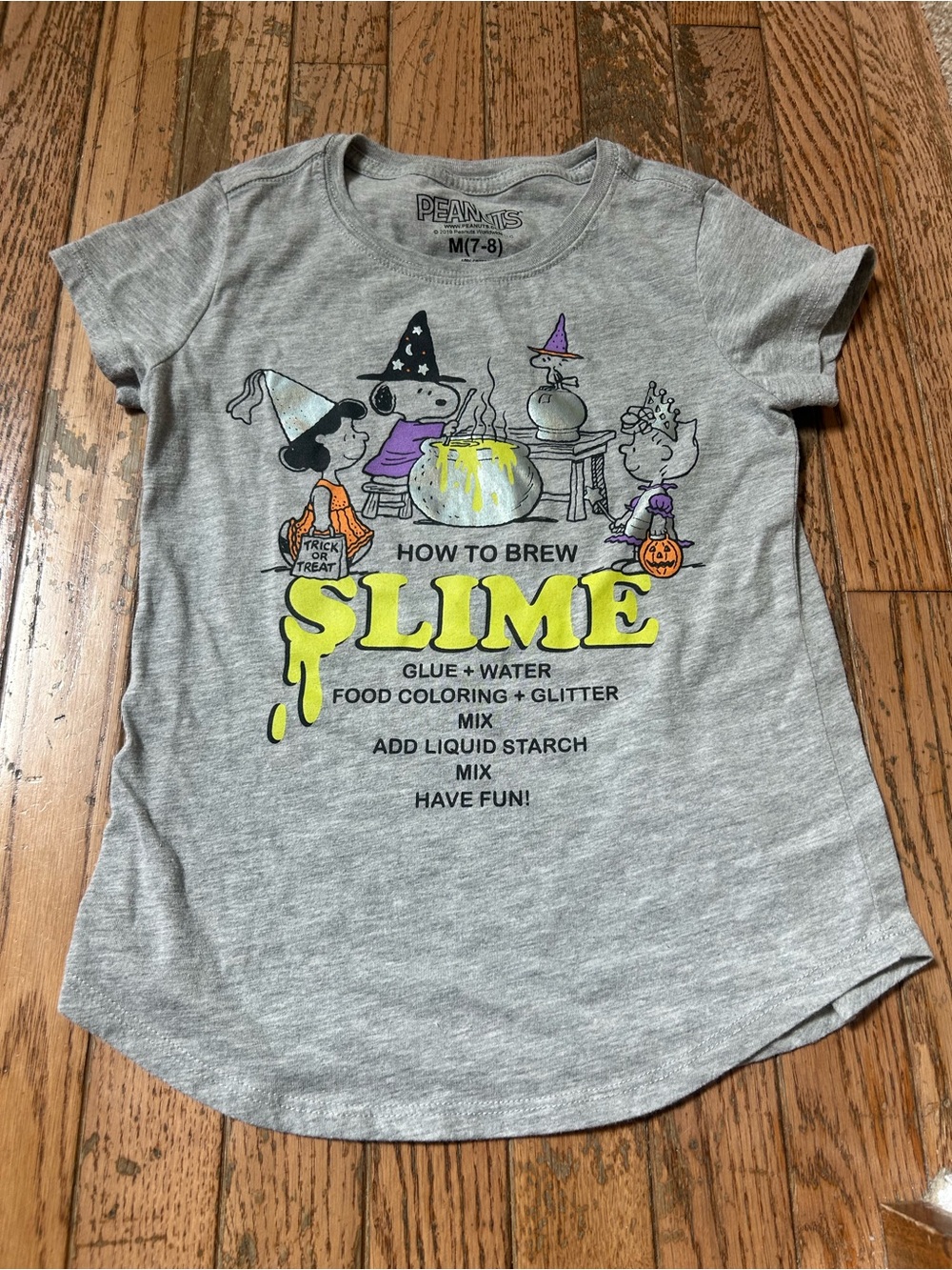 Halloween Peanuts Kids' Gray 'How to Brew Slime' Graphic Tee